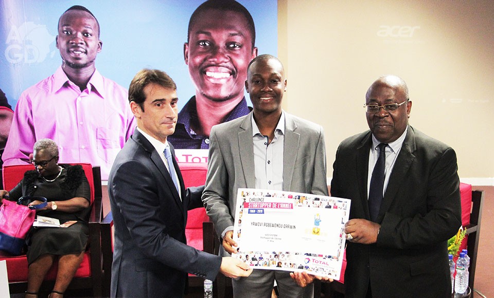 DASHMAKE D croche Au TOTAL 8 2 Millions F cfa dashmake-d-croche-au-total-8-2-millions-f-cfa